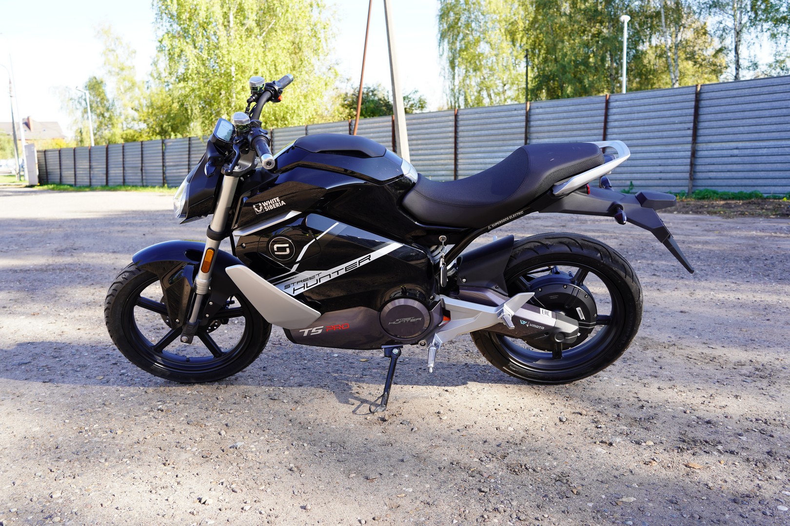 Электромотоцикл WHITE SIBERIA SUPER SOCO TS STREET HUNTER PRO (Черный)(У)219-014 фото