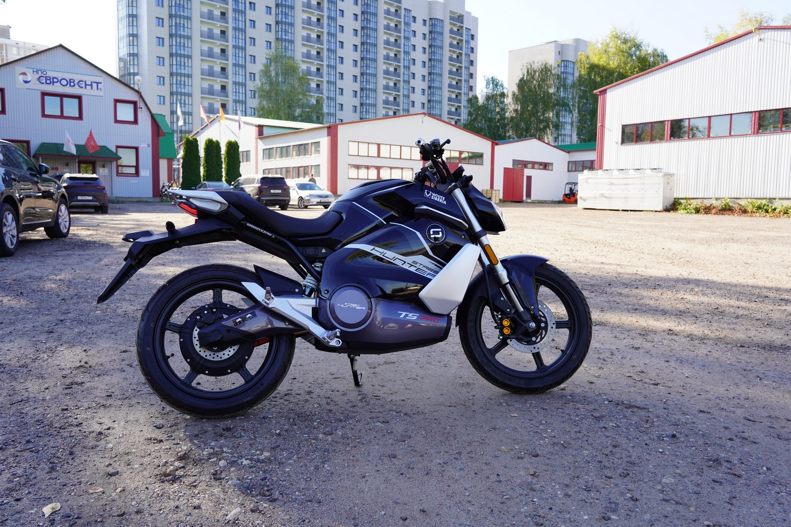 Электромотоцикл WHITE SIBERIA SUPER SOCO TS STREET HUNTER PRO (Черный)(У)219-014 фото
