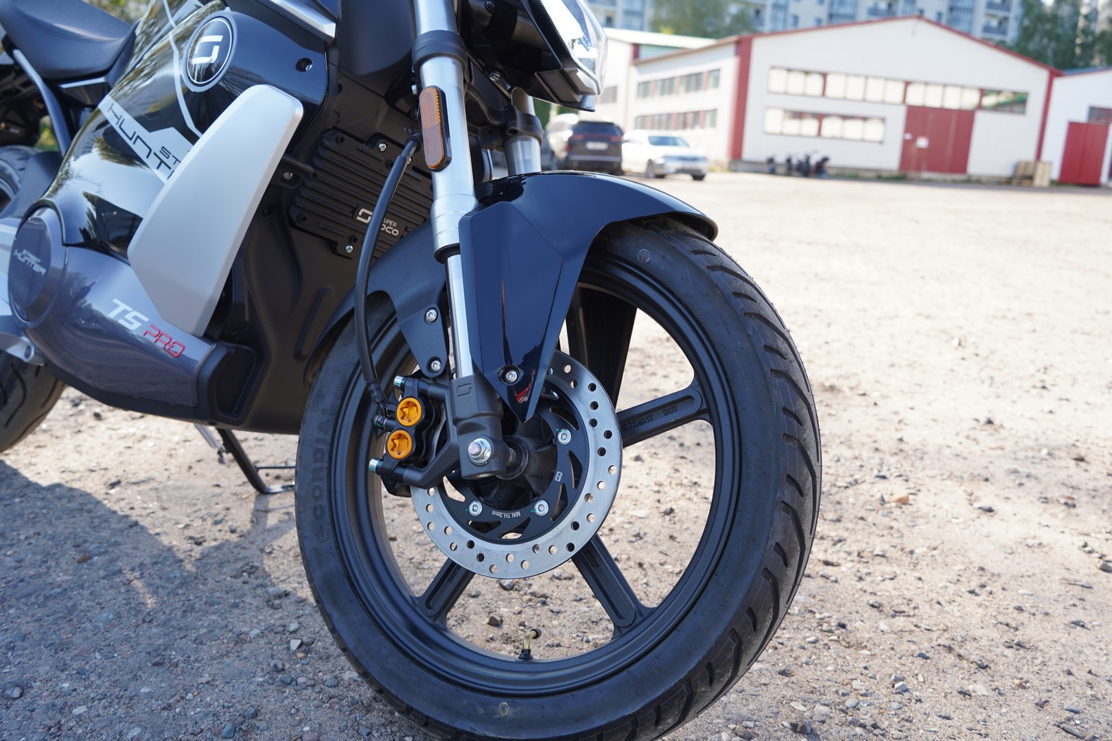 Электромотоцикл WHITE SIBERIA SUPER SOCO TS STREET HUNTER PRO (Черный)(У)219-014 фото