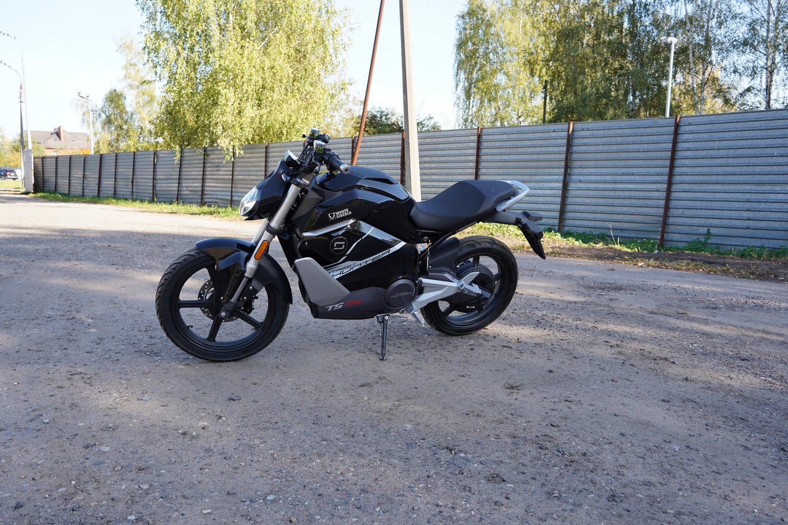 Электромотоцикл WHITE SIBERIA SUPER SOCO TS STREET HUNTER PRO (Черный)(У)219-014 фото